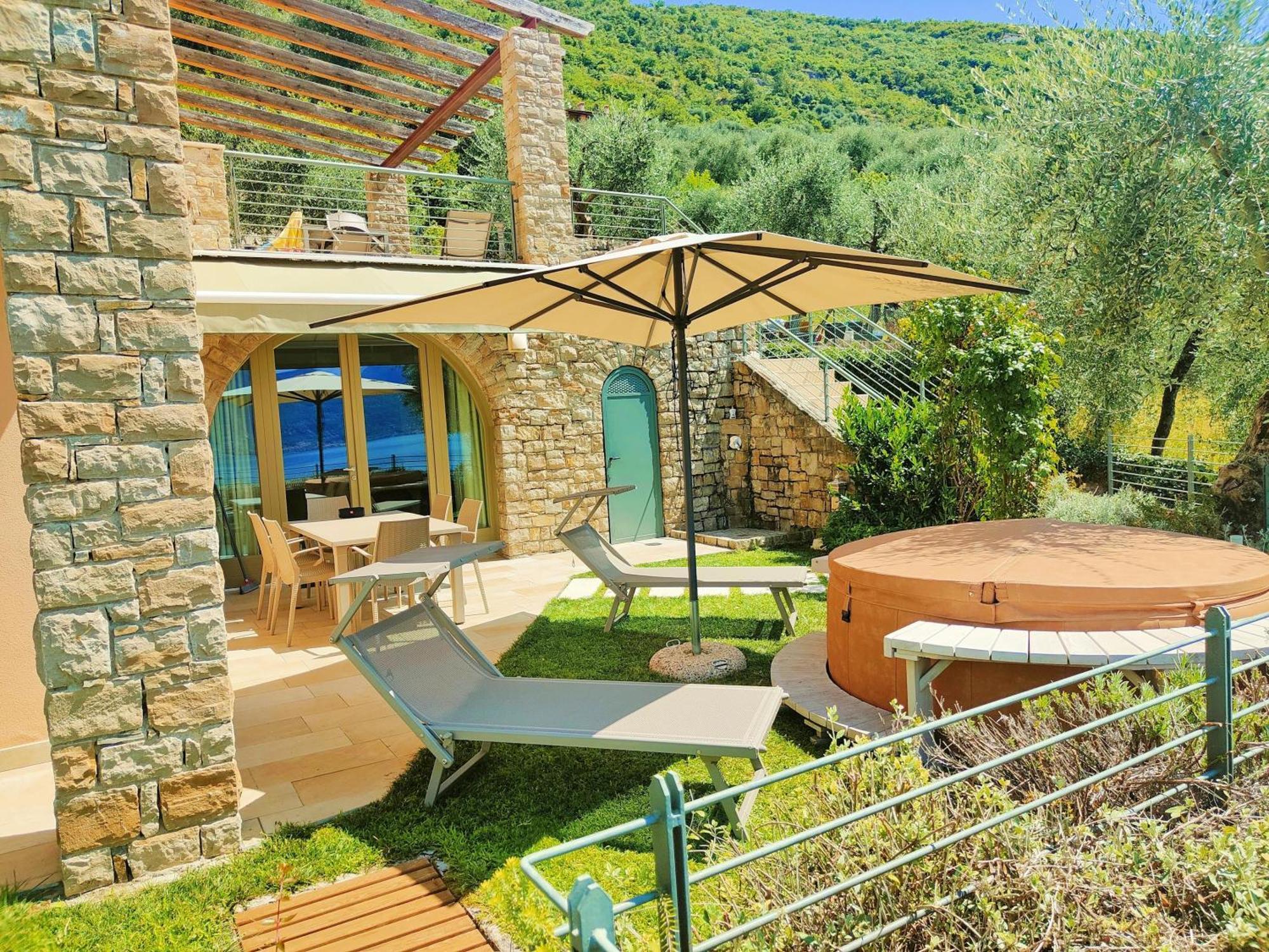Villa Al Feudo Brenzone sul Garda Esterno foto